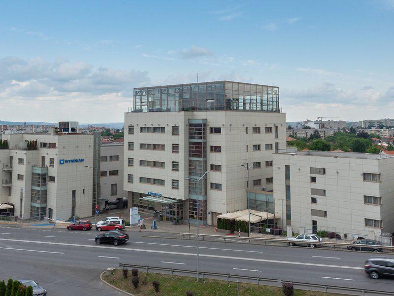 D6DB353F8036E5D63B0458CD8CFD3637