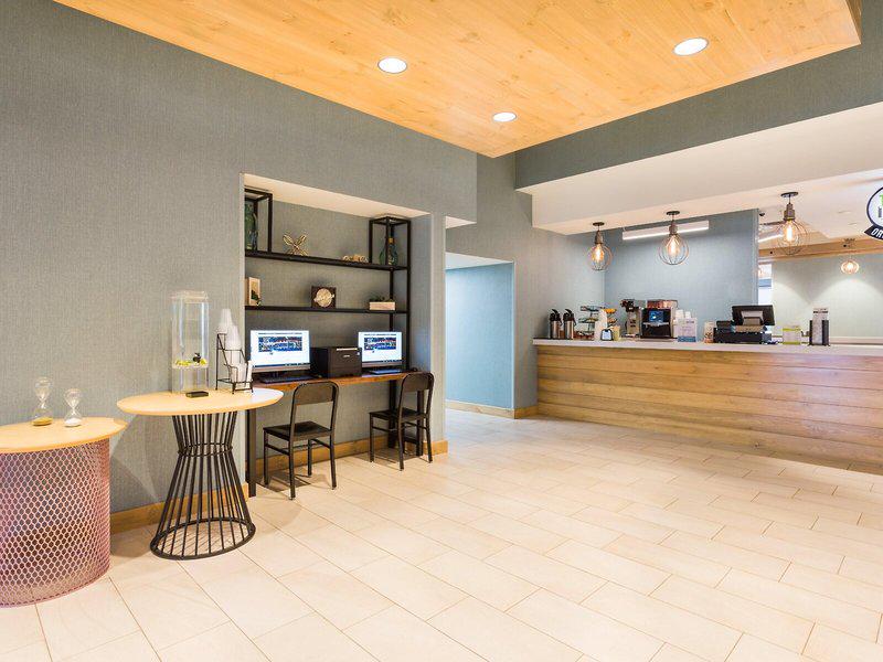 44D01A456CE1F8B32C418A943E9C9456