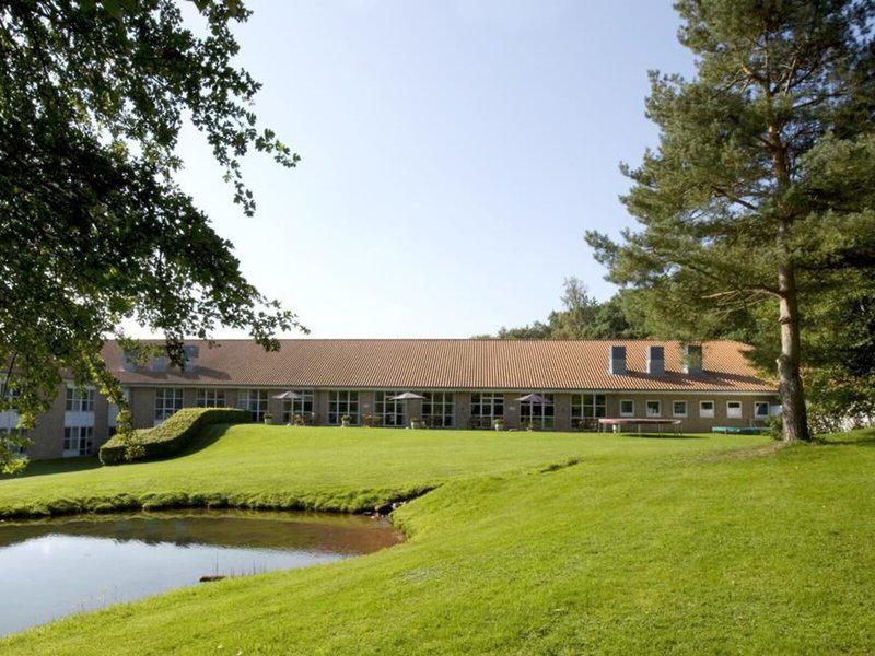 D5EBE8201AFAE2FCA9C4E997427140CB