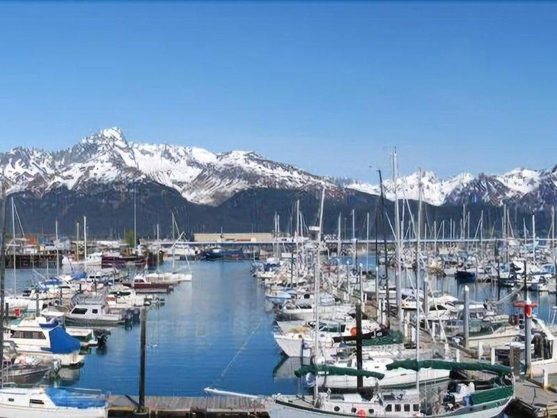 20CA2149173B4815874A5D558B66D05C