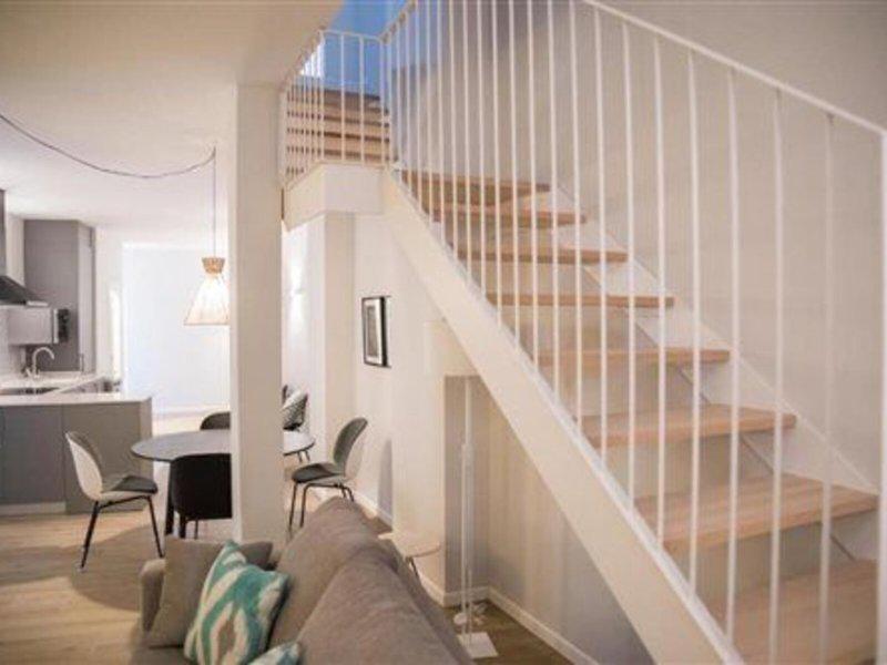 D4AB3FB48819DD69A70CE8BE8BA9DDAE