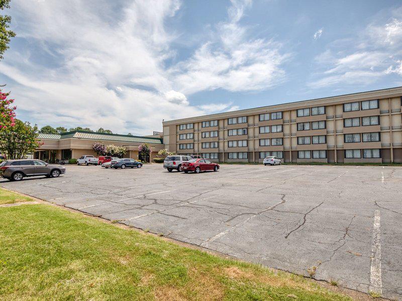 9EDBA64EF34DAAE079193754C3B30A9C