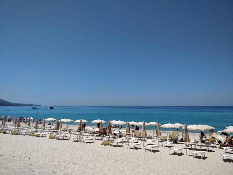 F19BCAB12E521F31DEBED539D8E64109