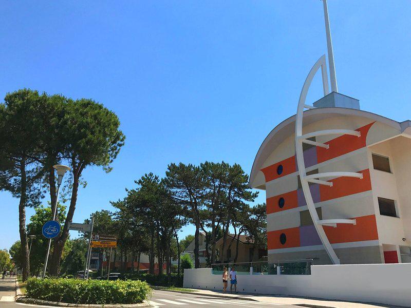 A52D27DFED9CA529F7C211D5FFD9B0B9