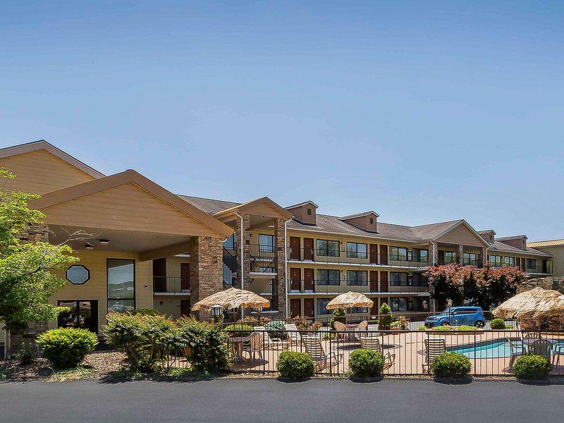 13BB530FF2E655E46E6F70505A77E89D