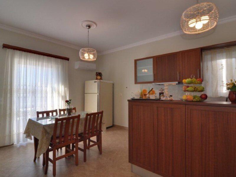 62CC48F5809D360B4AA740182689C34B