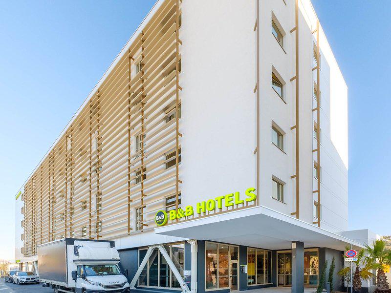 33CFB9B1B7026470691AC3F33CE837E6