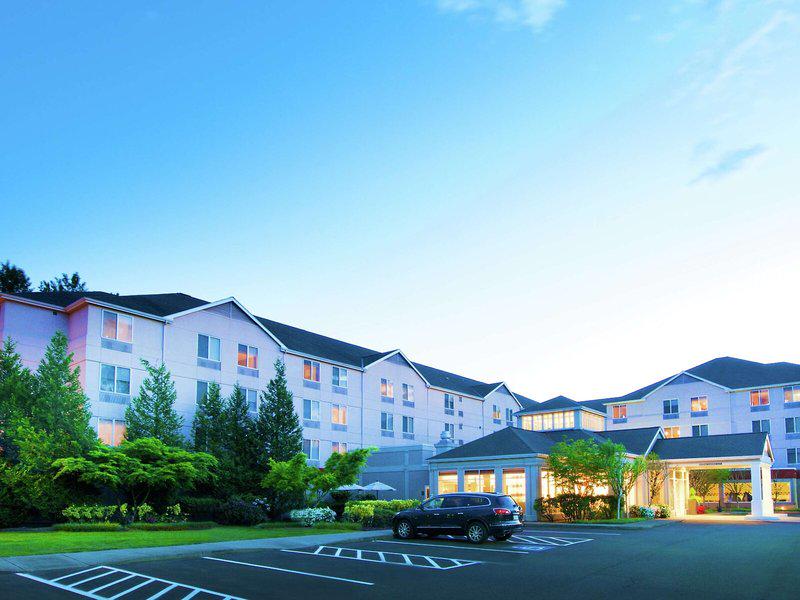 88C4AA852C56F20D6CABDC0D9F8A4181