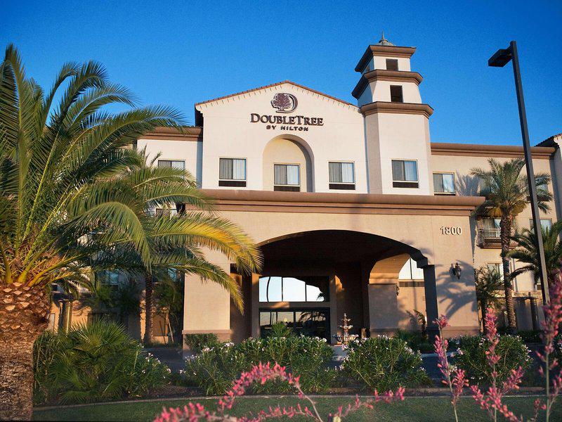 15CD8AF831FC115D15761D1BDC98AE18