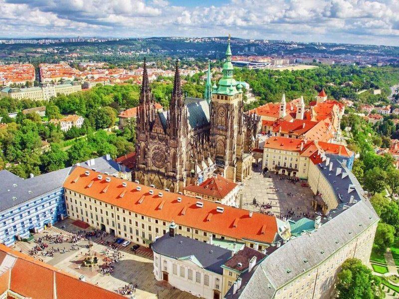 D585FDB5FEEEA26AB58EF4160A72F681