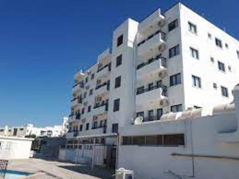 F489D2E156464D6712543D4D16C20991