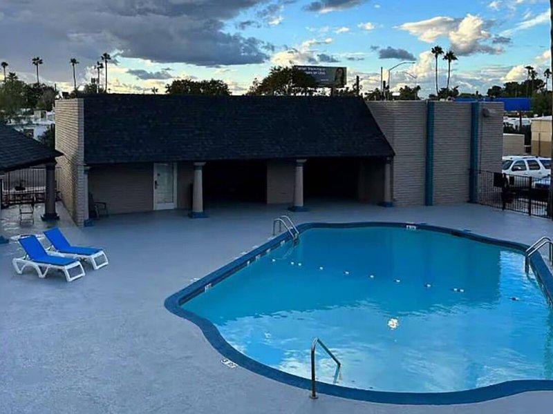 9E1B7CBB417BB5D325E7979C4500F051