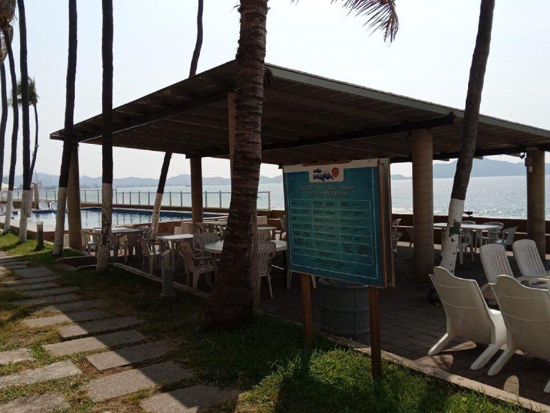 FC366969B661F56C2F1560E36A67DB86