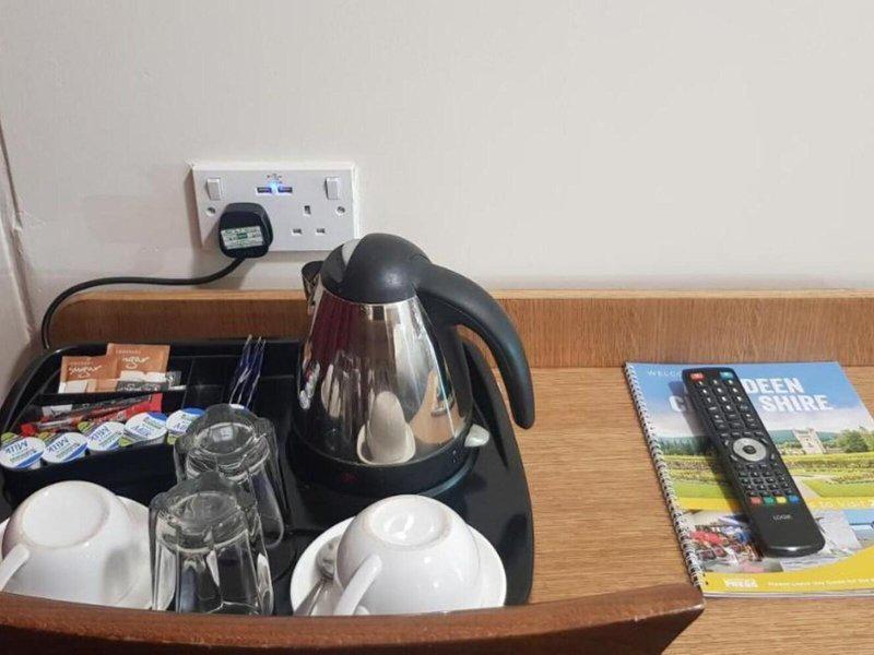 0A18AE14D31BDF1215E8F6E4804AF41C