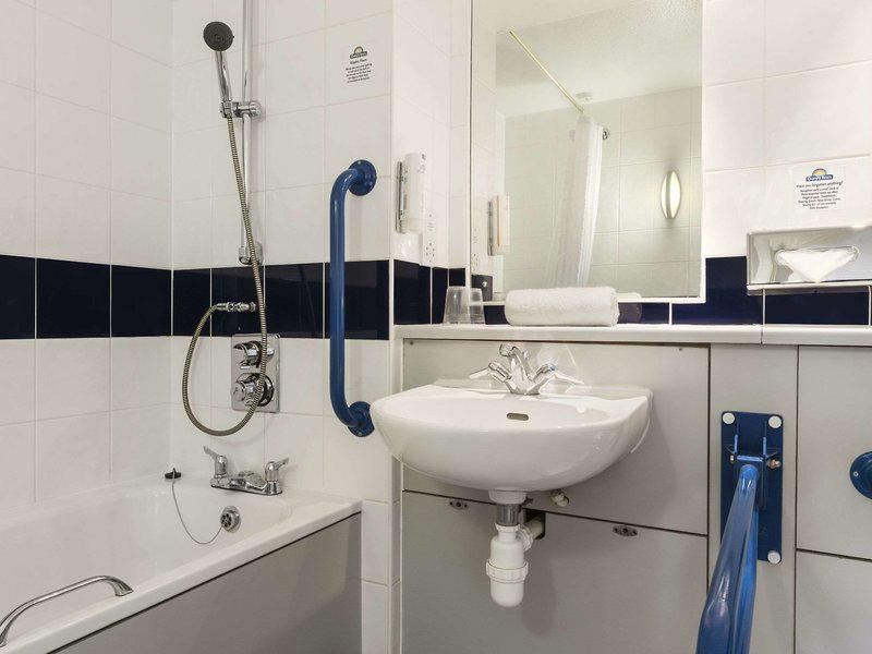 68A9F22D19F6F7B79CE1DEC3486CBB93