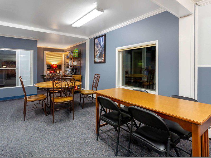 3BE21824C73350BE5B860382B4DF8A20