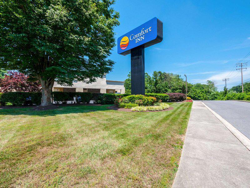 FB15CEF7E243D67D5B548C2EBC5EA511