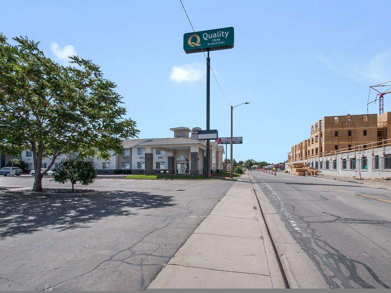 02CAD0A367746AB6A4F4EFA3FE387609