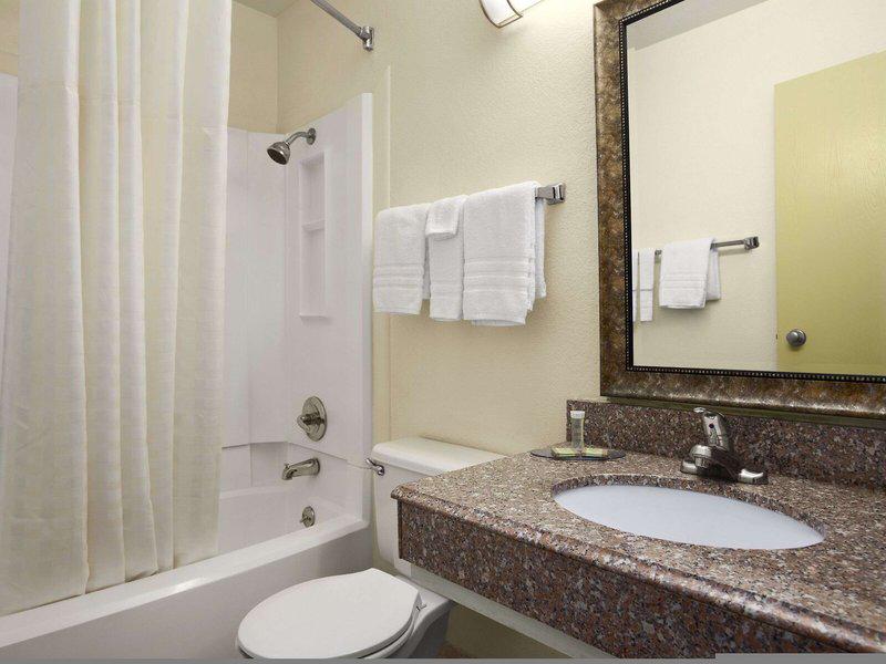 607362BC2CA0D616FD1718C380A06C02