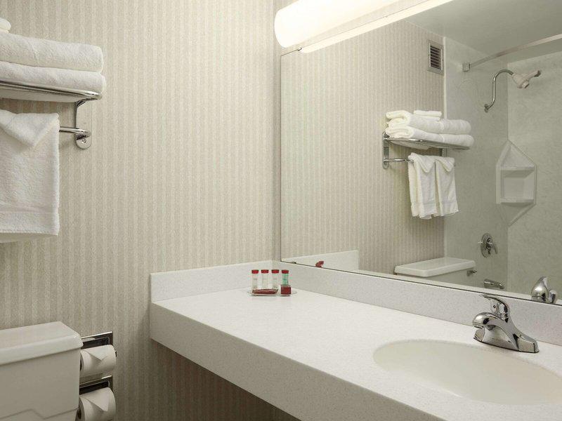 77F648B5B19436698272C714911E8A0D