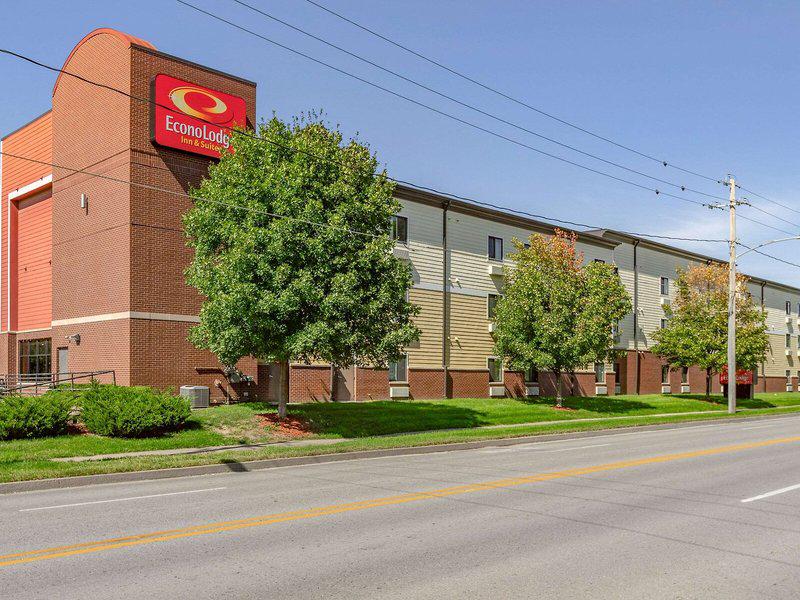 FFF0C7CEA44E2B813AAB7727A6F00E44