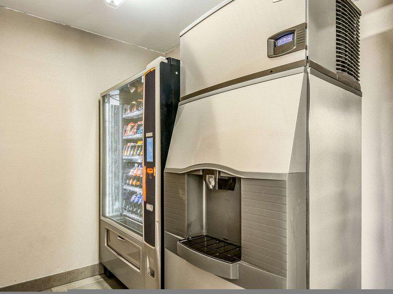 0155F6C8FC958D98C27D4D45877DE05D