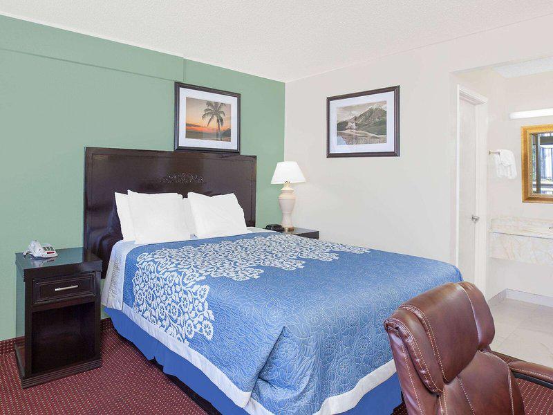 98354A8F9ECAE55E3DE49EF86E64B3D2