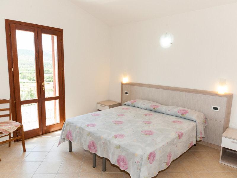 0741B81CF19A4C5DB1A7E150A4C7429E