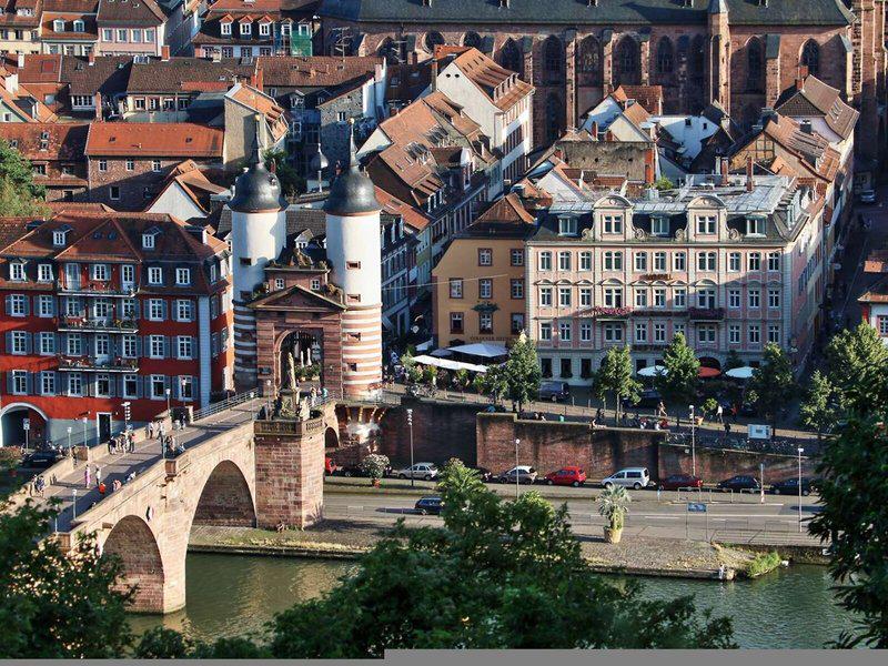 57C7CDB9599B281BADBAD608BF8A78C4