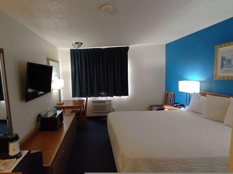 8E37C2C9A8ACA6A0E75A8BE7E1022749