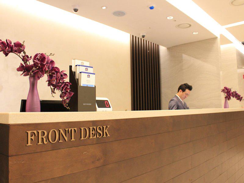 6DE3B15E263D4AE4B60F34903EB26796