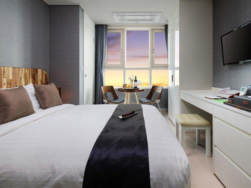 DC95B677828049CF4FB4886977E90397