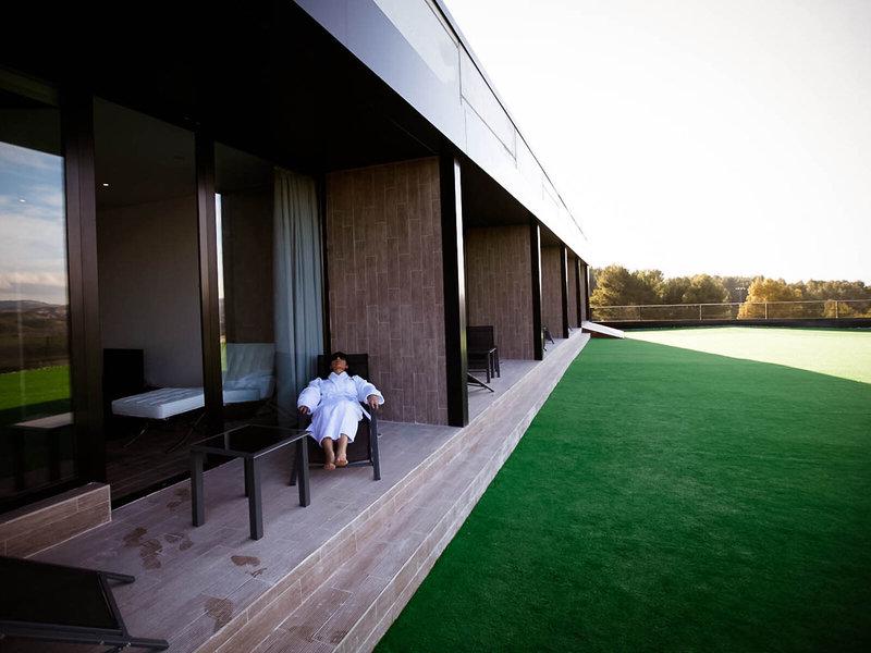 41F55B7A1B45ABE22E3CA9F2DD7FF5C7