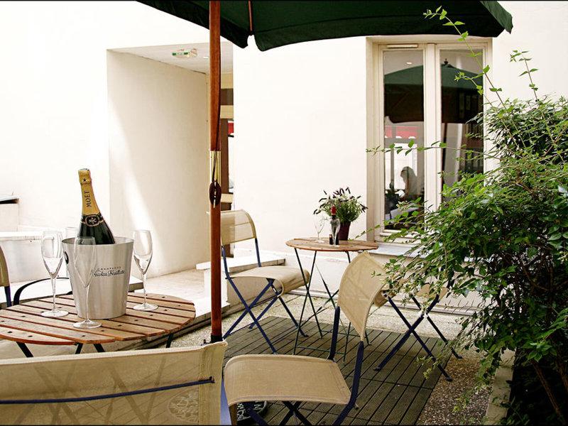 2AA10B2354710E513EBBF77FA425A15A