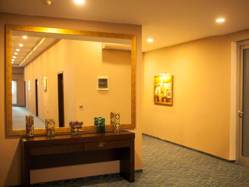 C6FC920E8C4A09B4888E17E3E848BA1D