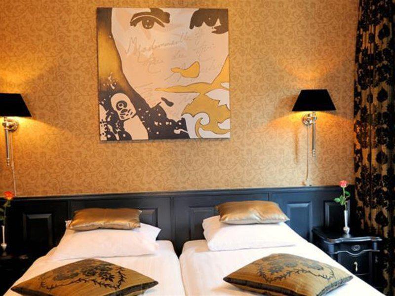 7A266EE0F1C530FB750869C1FAE44ACE