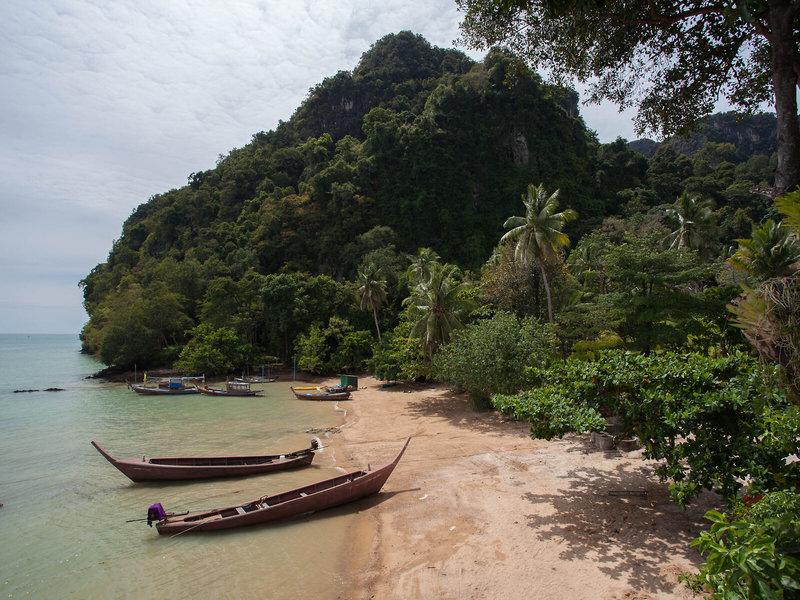 166625B58175AEC6AB24E23416FE780E