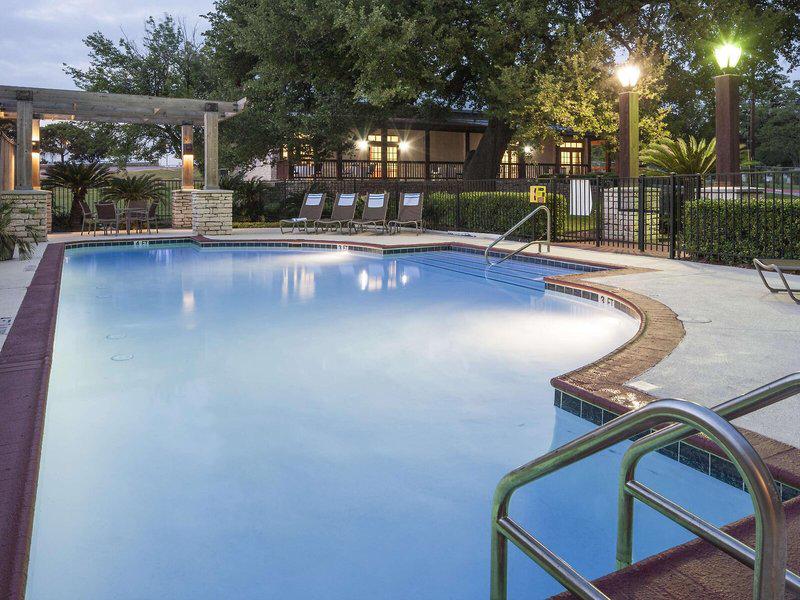 9A6791BC7F343B0C79EE2B315C2F7D3F