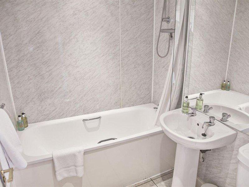 AE6240065CE0B9FD967436B38F264E66