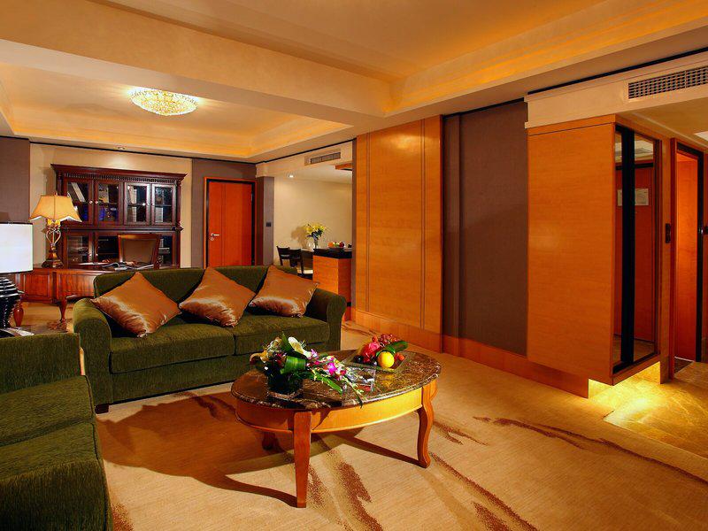 59E2B1BD00BCC1E90AC8B5CE85E19A1D