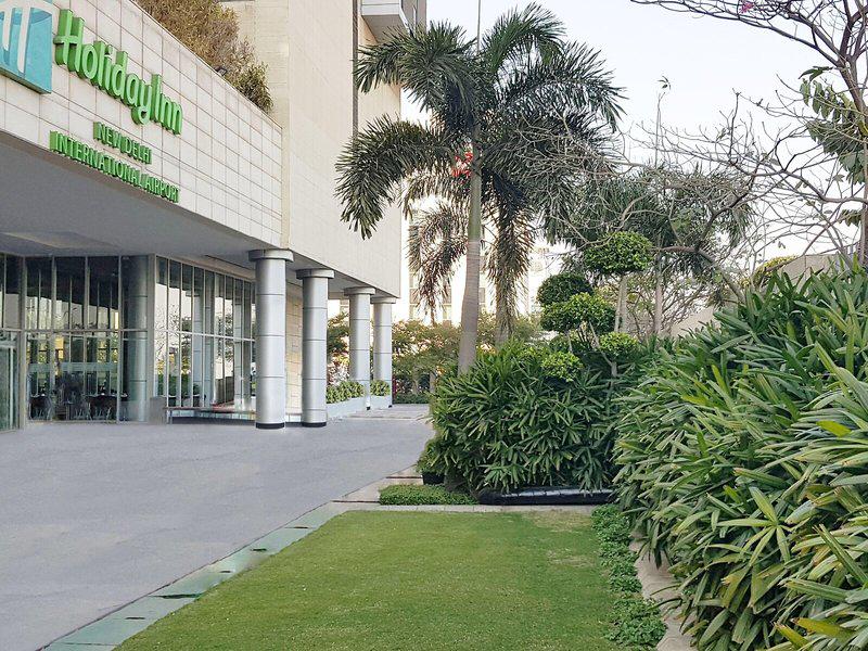 F693E3776A31F395AAA30D12FD473490