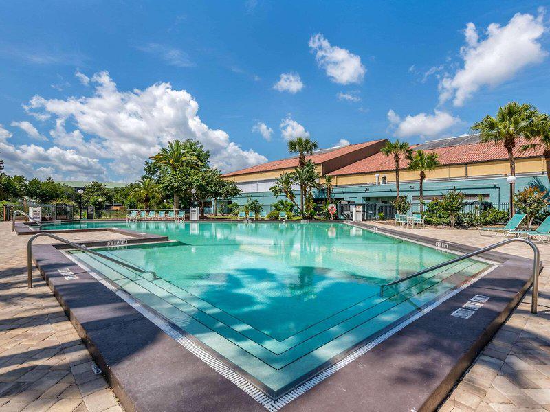 09F0DA083761A3703A462C435EC7F32E