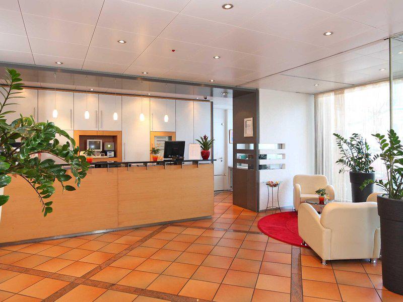 CFEF5E2BDA985A5773C0AECFDB56582E