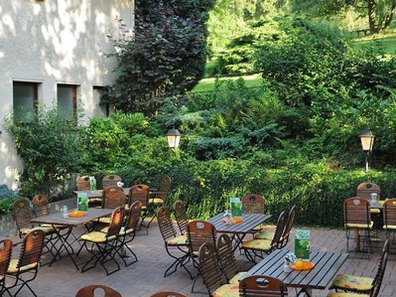 EFF2FA3163C8267BD6B8AC2359778C23