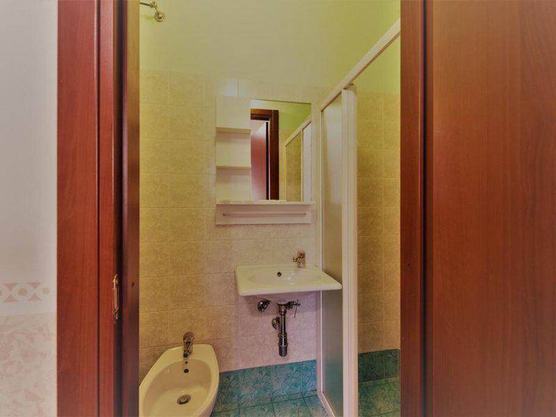 27F877DC2A28B9C8E43B50B3899F0B5D