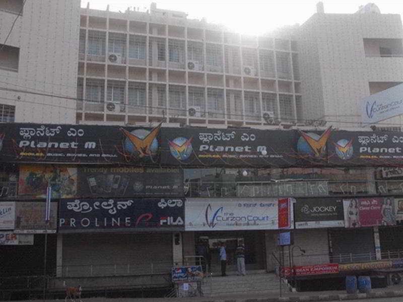 8B967415C84E832DF019573319B5D6E5