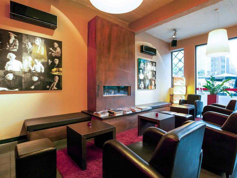 51004AC056AA45EF832CC9E27F8372BD