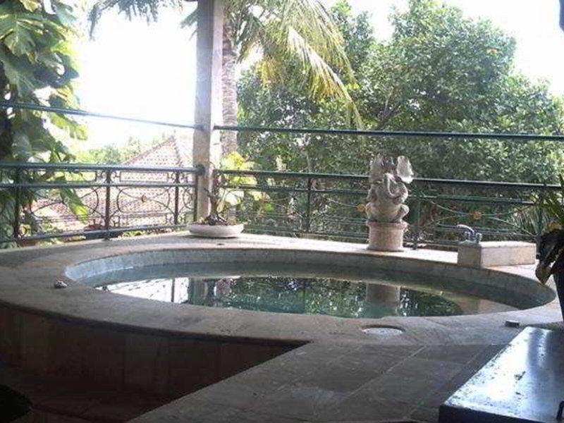 3452CCE510A5AEA3D1199E12470159AB