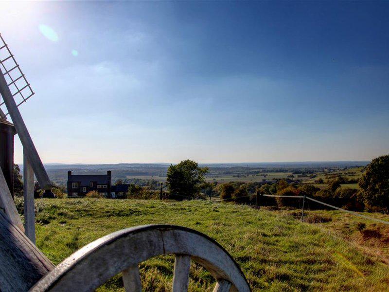 0F4C46052019D7F3A60275AAF46CDDC7