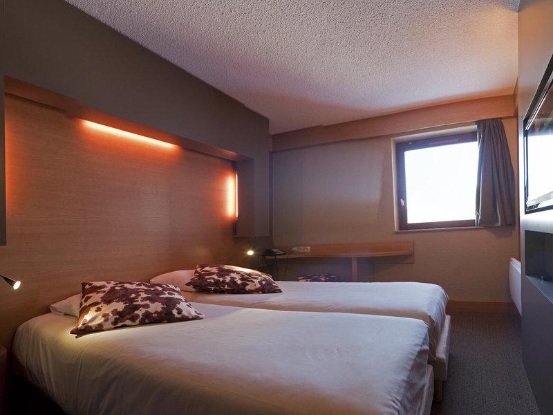 F33A476BD9D4BBA55AE35FF77FBC64EB